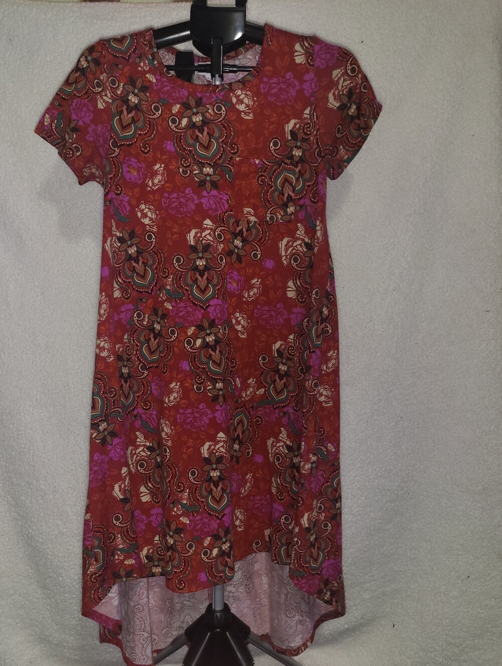 LuLaRoe Paisley Red and Teal Short Sleeve Dress